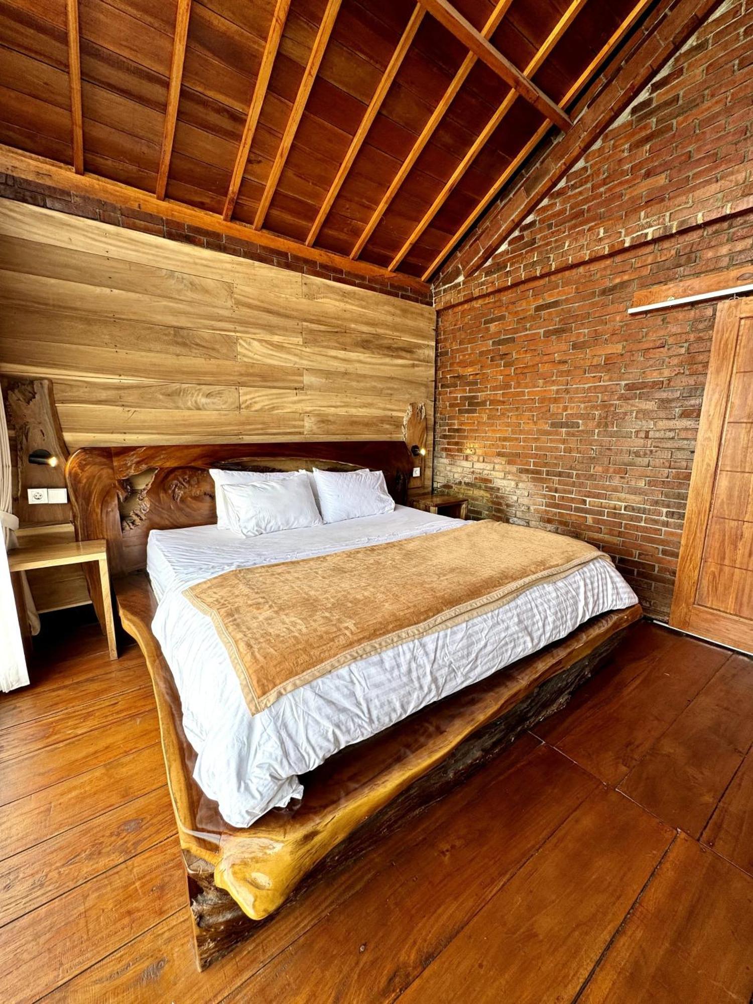 Jolotundo Lodge Banjarnegara Exterior foto